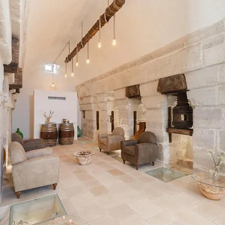 Masseria فندق مبيت وإفطار فاسانو