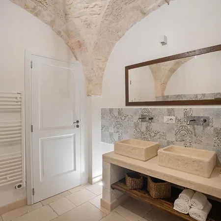 Bed and breakfast Masseria 4*